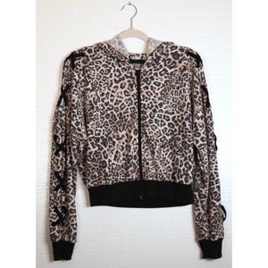xs Leopard Print Hoodie Victoria Sport Zip front